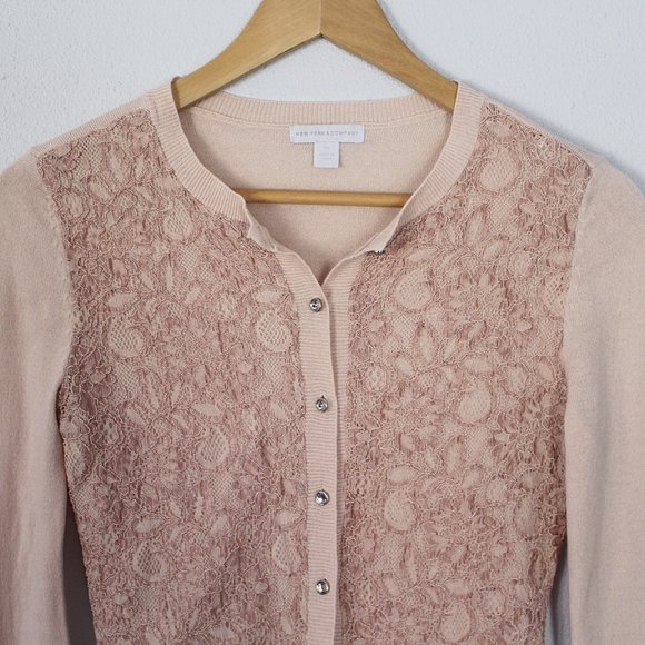 3/$10 - Blush Pink NY & Co Cardigan - XS - Picture 2 of 6
